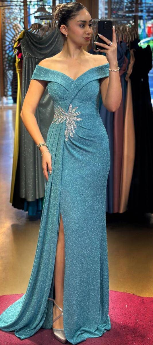 Turkuaz Madonna Yaka Taş Detaylı Yırtmaçlı Düz Kesim Simli Uzun Abiye Elbise 7566 - 1