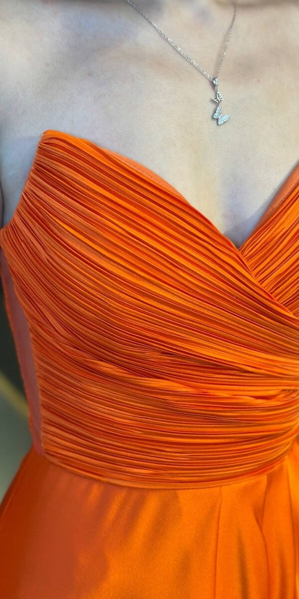 Turuncu Straplez Yaka Anvelop Yırtmaçlı Kloş Etekli Saten Uzun Abiye Elbise 11095 - 5