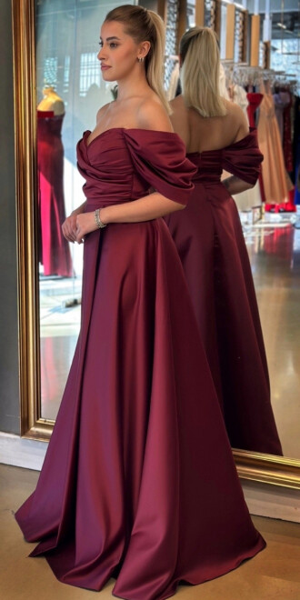 Vişne Renk Düşük Kollu Anvelop Yırtmaçlı Kloş Etekli Saten Uzun Abiye Elbise 7568 - 3