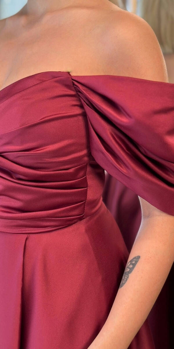 Vişne Renk Düşük Kollu Anvelop Yırtmaçlı Kloş Etekli Saten Uzun Abiye Elbise 7568 - 4