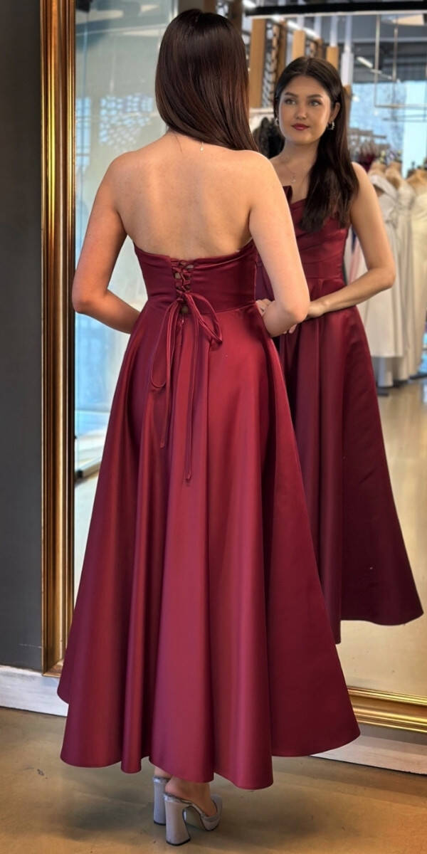 Vişne Renk Kloş Etekli Straplez Yaka Saten Midi Abiye Elbise 7657 - 5