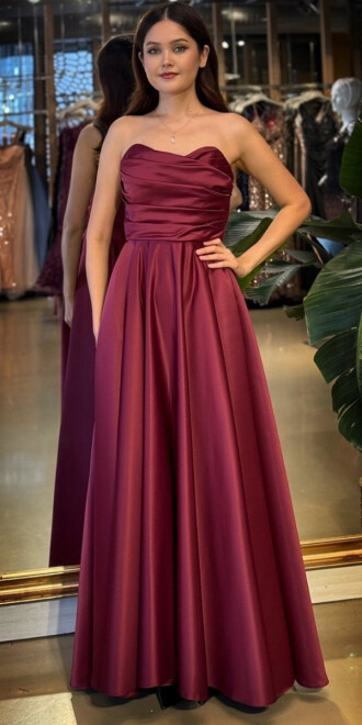 Vişne Renk Straplez Yaka Sırt Dekolteli Kloş Etekli Saten Uzun Abiye Elbise 11120-06 