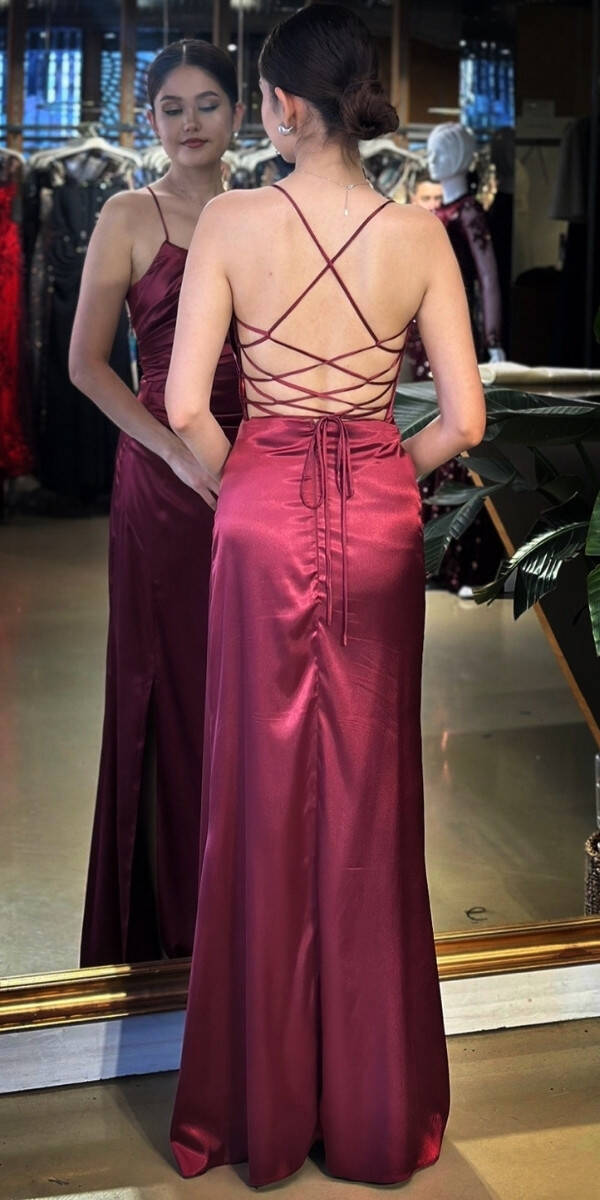 Vişne Renk Yuvarlak Yaka Askılı Sırt Dekolteli Yırtmaçlı Düz Kesim Saten Uzun Abiye Elbise 11105-05 - 5