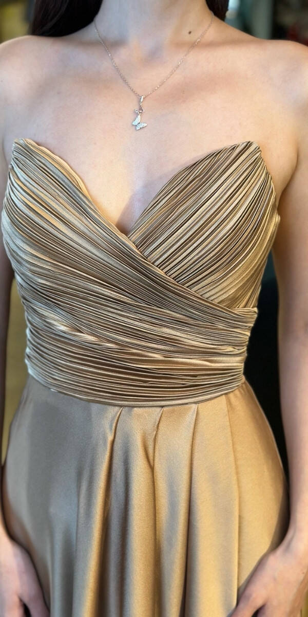 Vizon Straplez Yaka Anvelop Yırtmaçlı Kloş Etekli Saten Uzun Abiye Elbise 11095 - 4