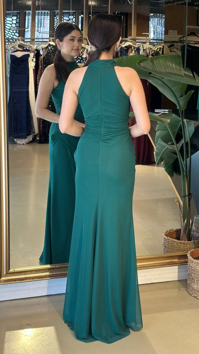 Yeşil Halter Yaka Yırtmaçlı Düz Kesim Likralı Tül Uzun Abiye Elbise 11084-19 - 5