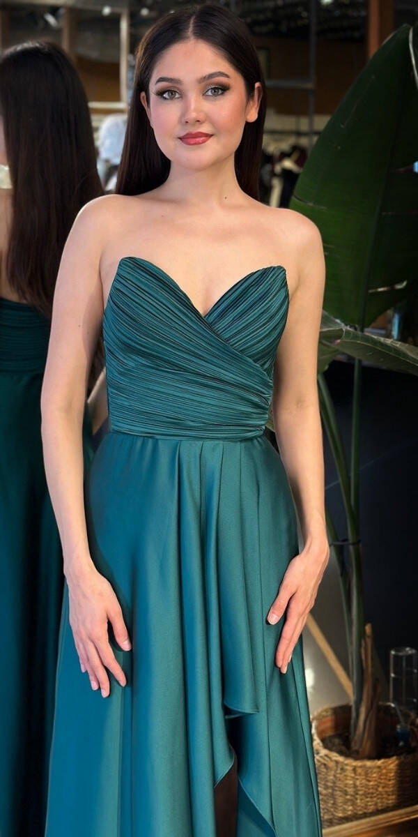 Yeşil Straplez Yaka Anvelop Yırtmaçlı Kloş Etekli Saten Uzun Abiye Elbise 11095-09 - 3