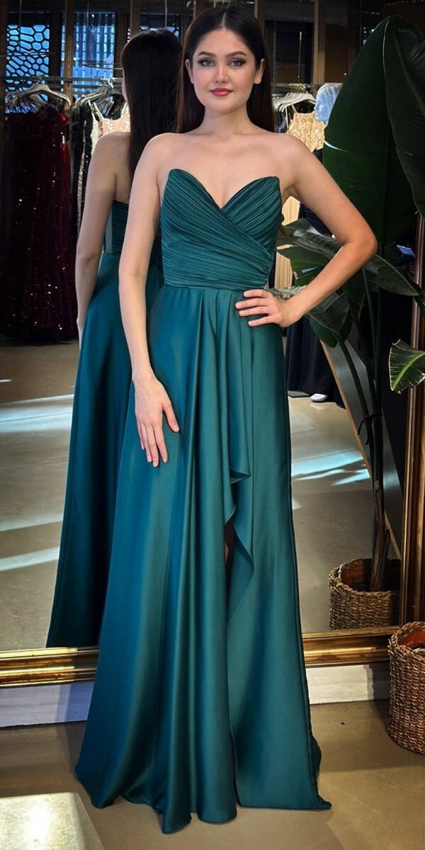 Yeşil Straplez Yaka Anvelop Yırtmaçlı Kloş Etekli Saten Uzun Abiye Elbise 11095-09 - 1