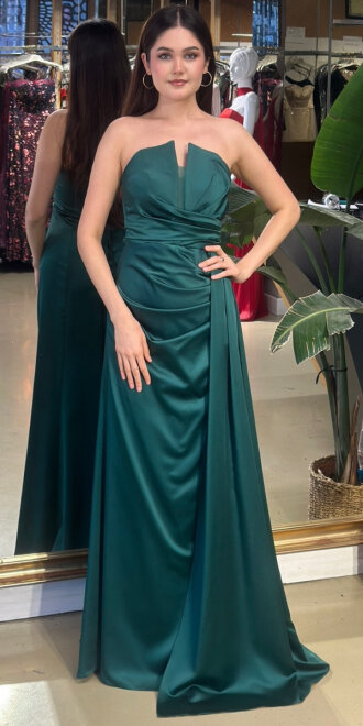 Yeşil Straplez Yaka Sırt Dekolteli Düz Kesim Saten Uzun Abiye Elbise 11131-08 